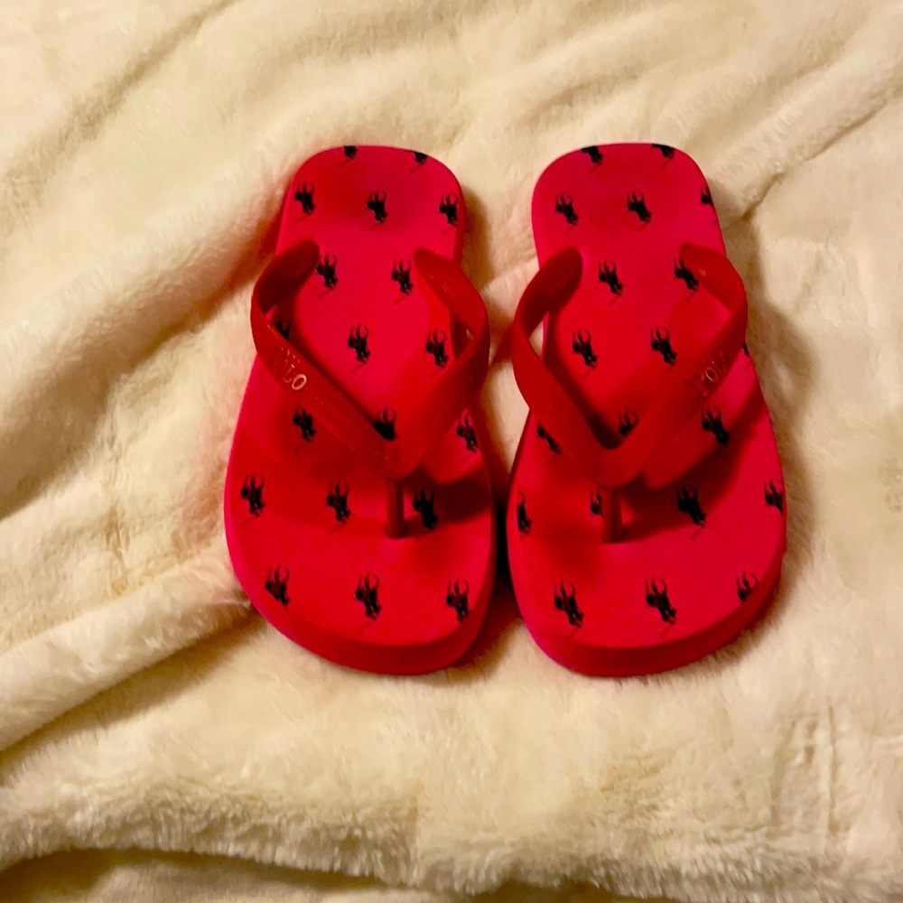 Used flip flops polo